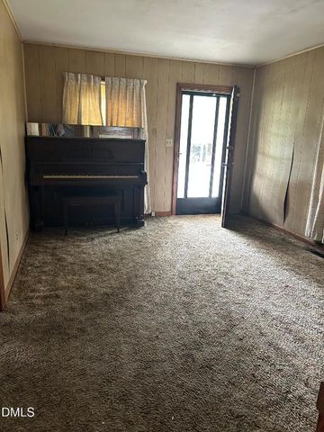 1615 Preston Street, Burlington, NC 27217