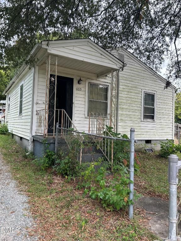 1615 Preston Street, Burlington, NC 27217