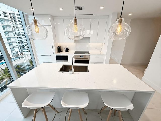 151 N Seabreeze Boulevard 603, Fort Lauderdale, FL 33304
