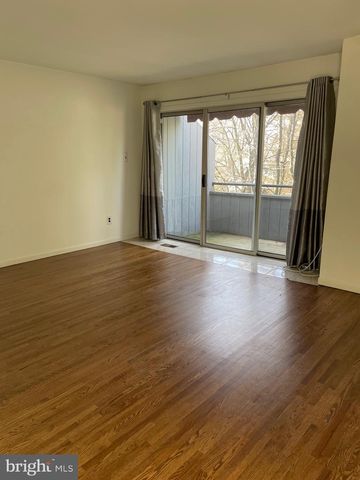 23 RICHARD CT, Princeton, NJ 08540