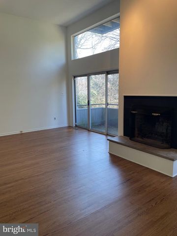 23 RICHARD CT, Princeton, NJ 08540