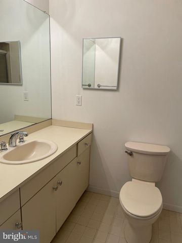 23 RICHARD CT, Princeton, NJ 08540