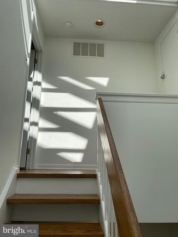 23 RICHARD CT, Princeton, NJ 08540