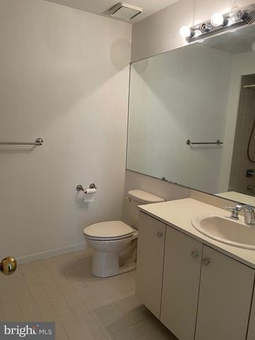 23 RICHARD CT, Princeton, NJ 08540