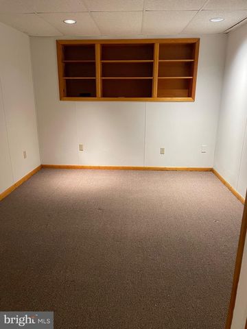 23 RICHARD CT, Princeton, NJ 08540