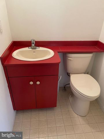23 RICHARD CT, Princeton, NJ 08540