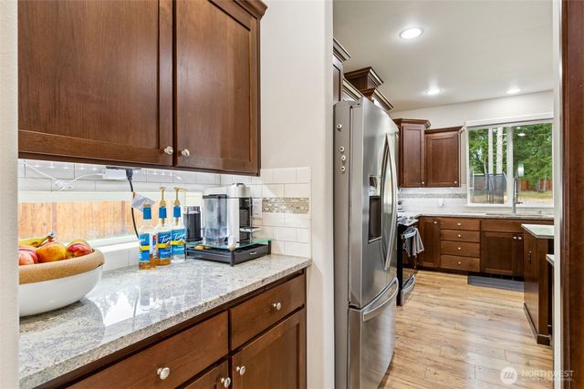 4921 Skylark Street NE, Lacey, WA 98516