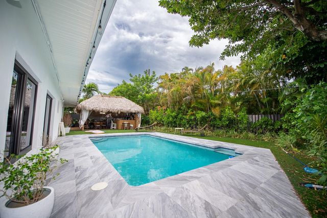 18560 NE 20th Court, North Miami Beach, FL 33179