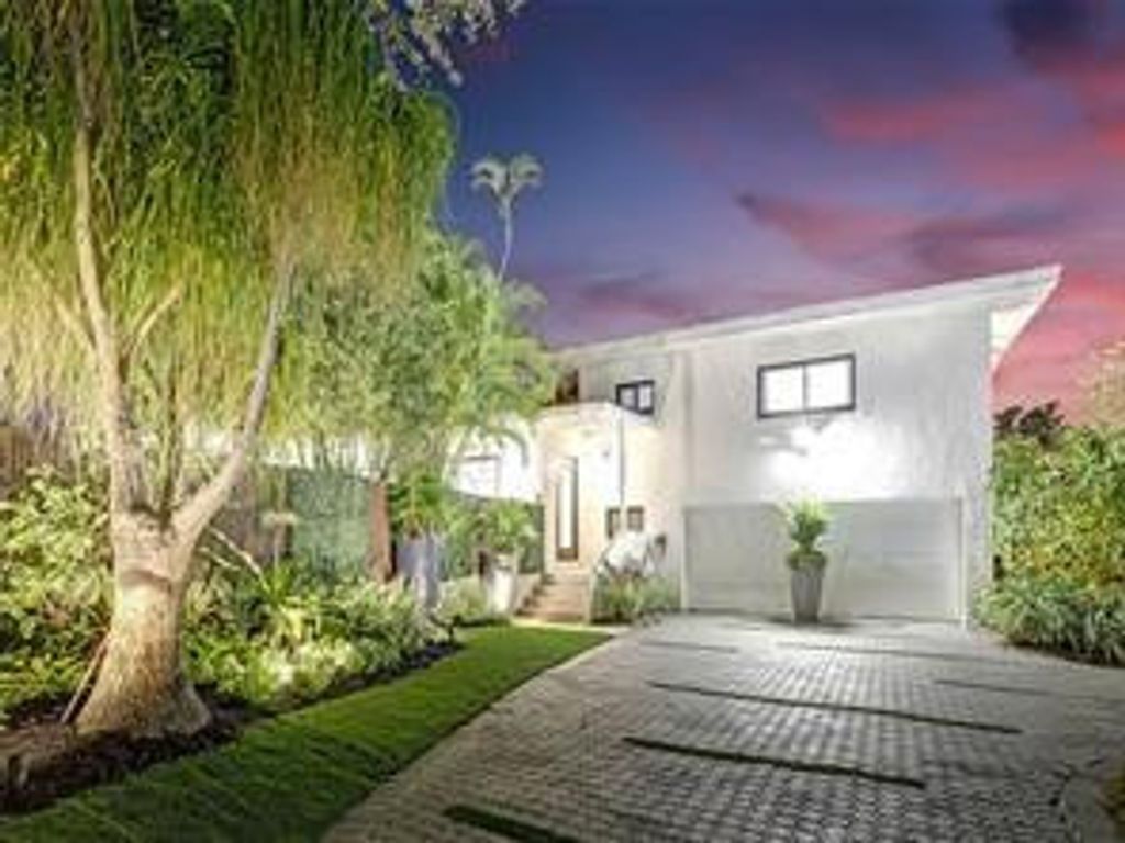 18560 NE 20th Court, North Miami Beach, FL 33179