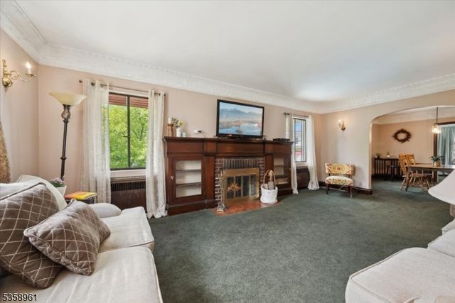 135 Poplar Ave, Pompton Lakes Boro, NJ 07442