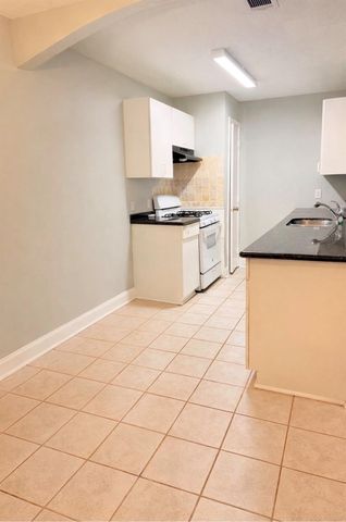 320 Willowick Street, Tomball, TX 77375