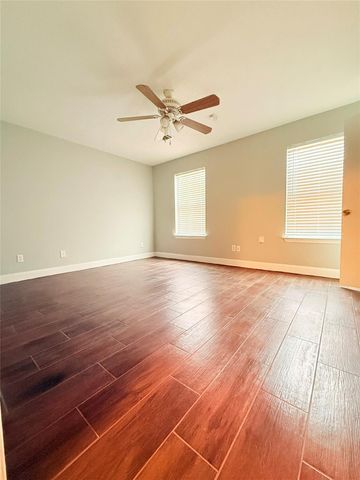 320 Willowick Street, Tomball, TX 77375