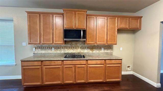 1256 Logan Drive, Lewisville, TX 75077