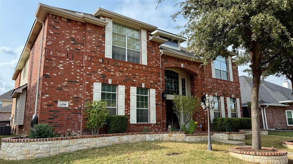 1256 Logan Drive, Lewisville, TX 75077
