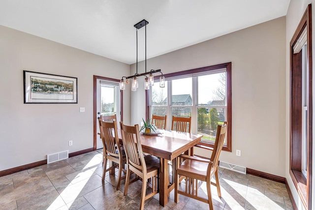 2903 BALLY BUNION LANE, Green Bay, WI 54311