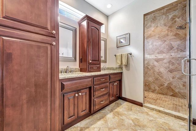 2903 BALLY BUNION LANE, Green Bay, WI 54311