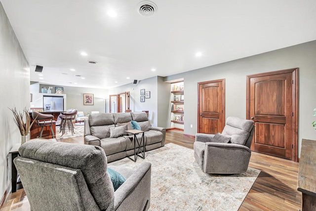 2903 BALLY BUNION LANE, Green Bay, WI 54311