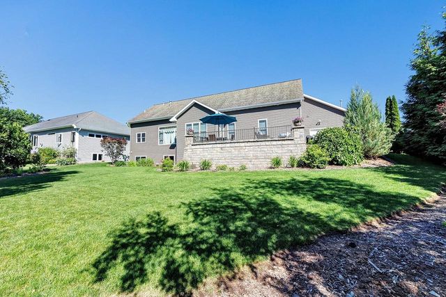 2903 BALLY BUNION LANE, Green Bay, WI 54311