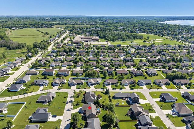 2903 BALLY BUNION LANE, Green Bay, WI 54311