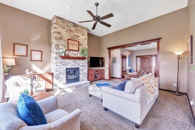 2903 BALLY BUNION LANE, Green Bay, WI 54311