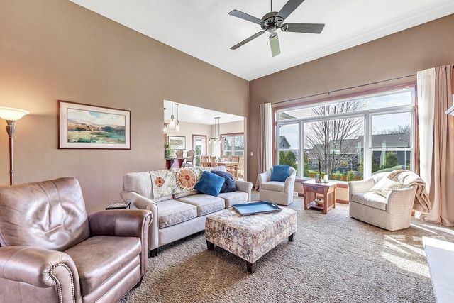 2903 BALLY BUNION LANE, Green Bay, WI 54311