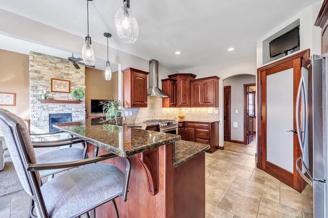 2903 BALLY BUNION LANE, Green Bay, WI 54311