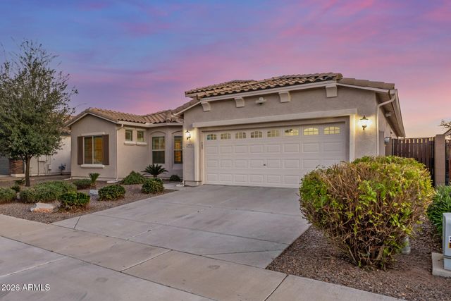 2973 E SANTA FE Lane, Gilbert, AZ 85297