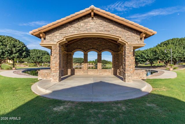 2973 E SANTA FE Lane, Gilbert, AZ 85297