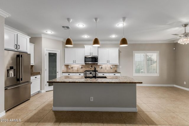 2973 E SANTA FE Lane, Gilbert, AZ 85297