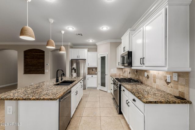 2973 E SANTA FE Lane, Gilbert, AZ 85297