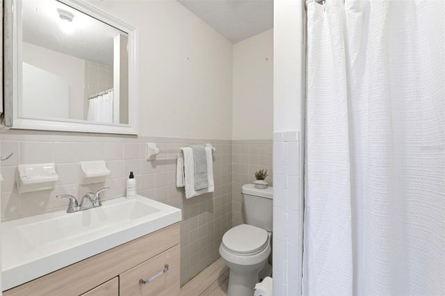 6129 ELMHURST DRIVE, New Port Richey, FL 34653