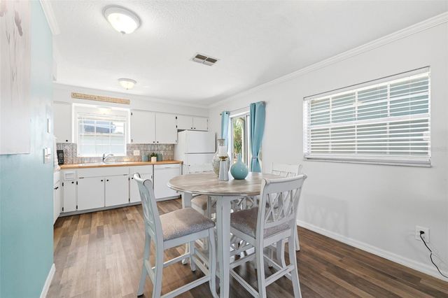 6129 ELMHURST DRIVE, New Port Richey, FL 34653