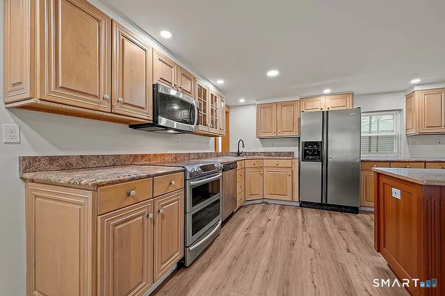 78 Union Street, Bristol, CT 06010