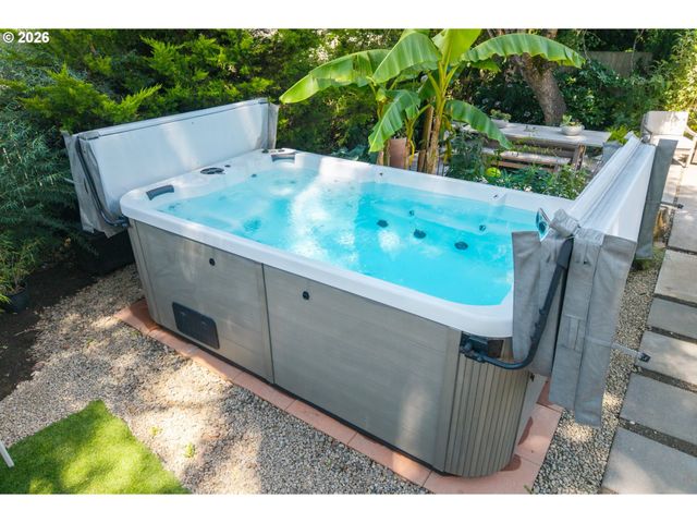 7881 Se 48TH Ave, Portland, OR 97206