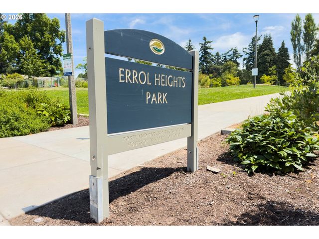 7881 Se 48TH Ave, Portland, OR 97206
