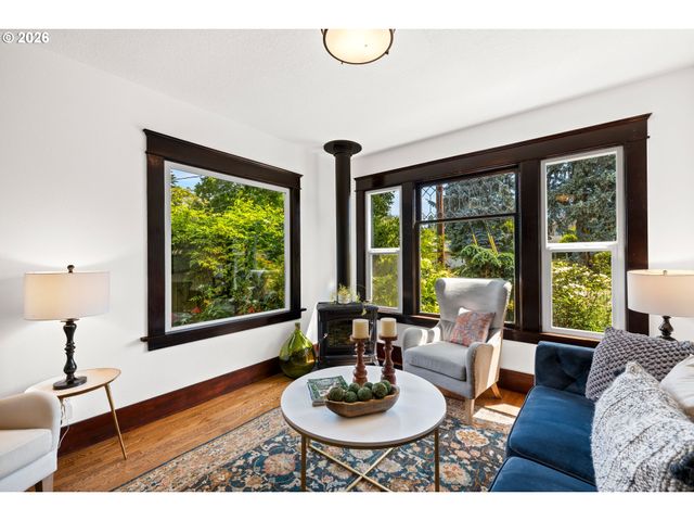 7881 Se 48TH Ave, Portland, OR 97206