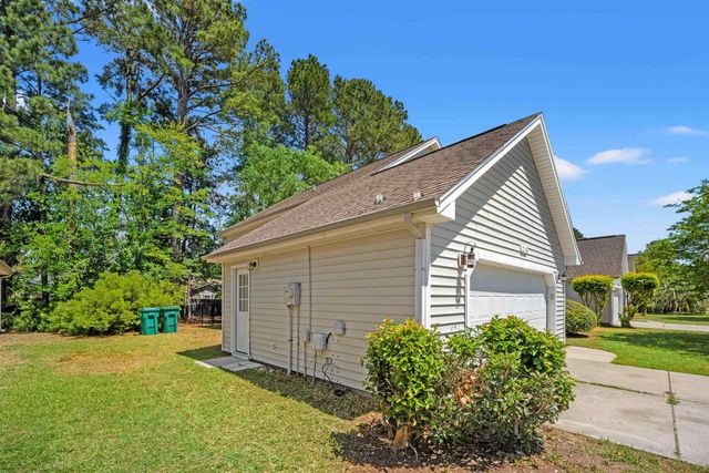 216 Barclay Dr., Myrtle Beach, SC 29579