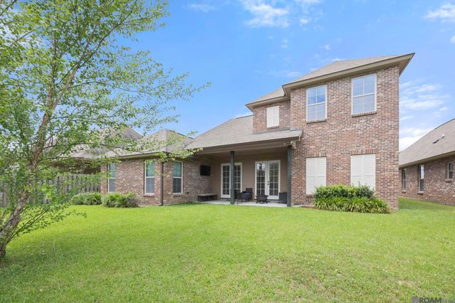 2956 Meadow Grove Ave, Zachary, LA 70791