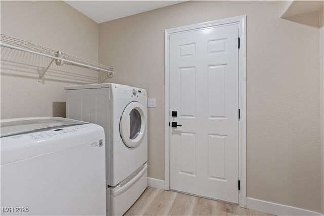 9272 West Viking Road, Las Vegas, NV 89147