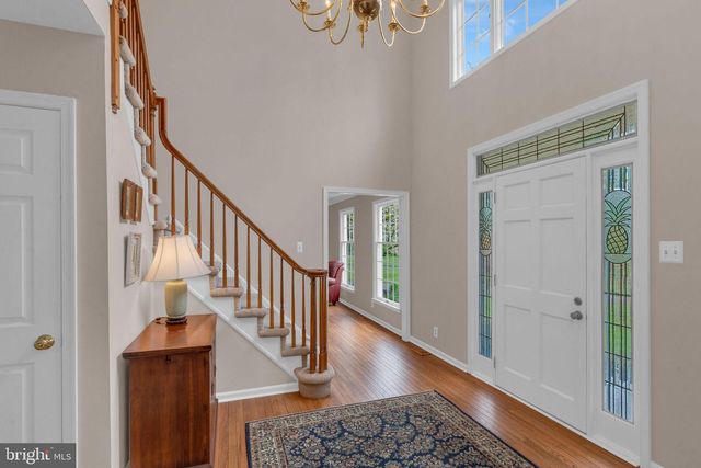 9 RIVERSTONE CIR, New Hope, PA 18938