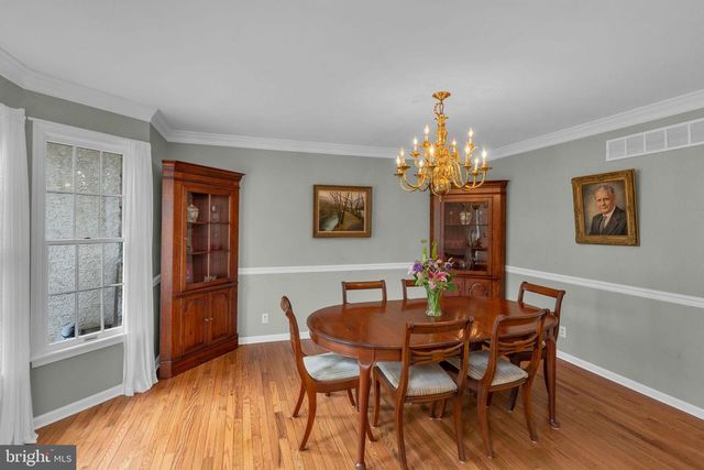 9 RIVERSTONE CIR, New Hope, PA 18938