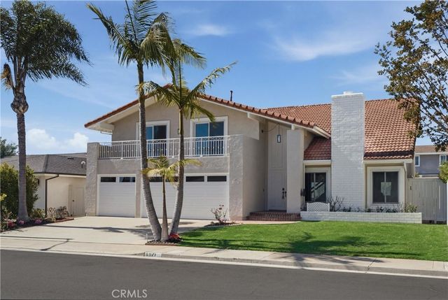 6921 Garden Circle, Huntington Beach, CA 92648