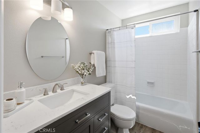 6921 Garden Circle, Huntington Beach, CA 92648
