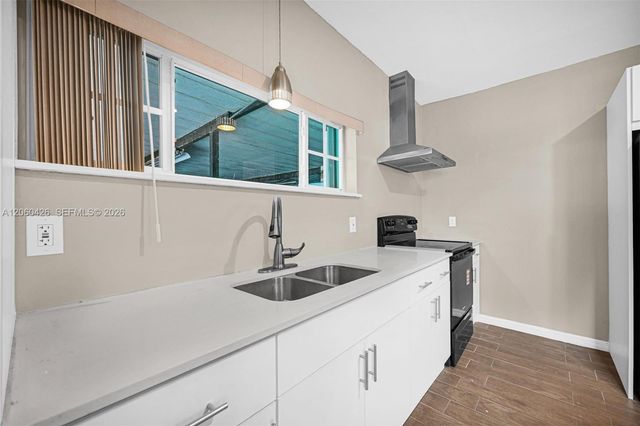 81 NW 41st Street ., Miami, FL 33127