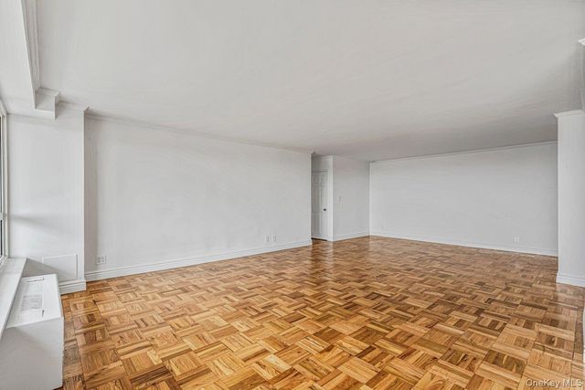 166-25 Powells Cove Boulevard 18C, Beechhurst, NY 11357