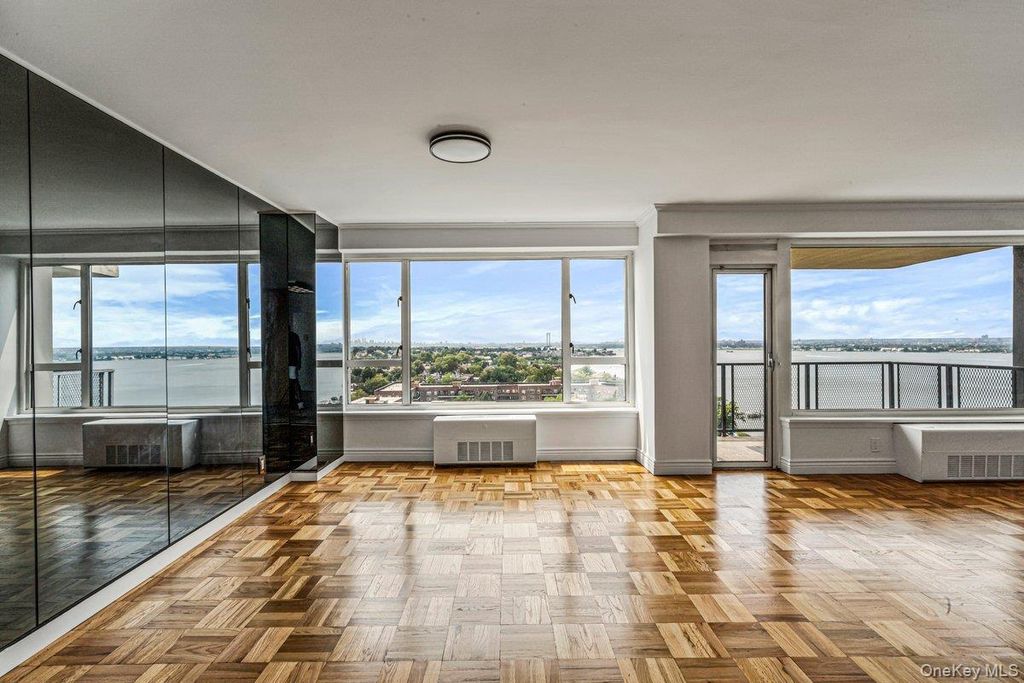 166-25 Powells Cove Boulevard 18C, Beechhurst, NY 11357 — photo 3