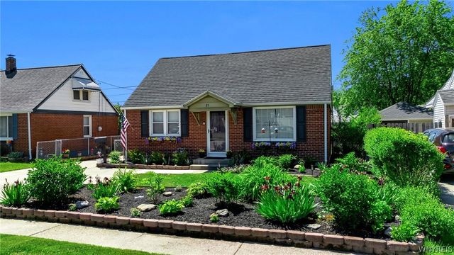 21 Peinkofer Drive, Cheektowaga, NY 14225
