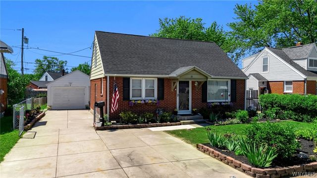 21 Peinkofer Drive, Cheektowaga, NY 14225