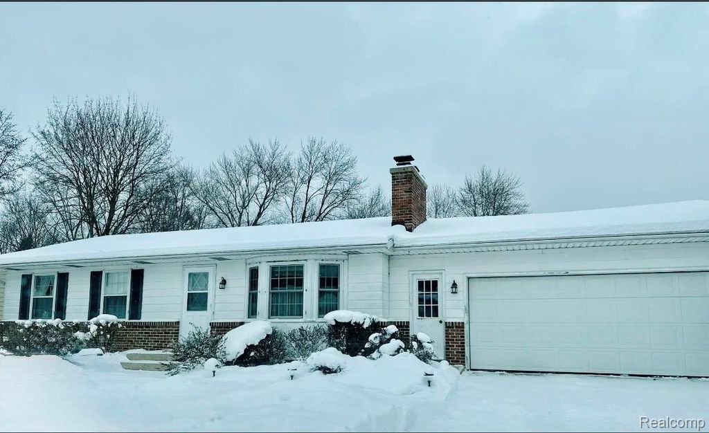 2604 Johnathan Avenue Ne, Grand Rapids Charter Township, MI 49525