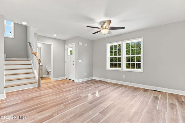 595 S Glover Street, Southern Pines, NC 28387